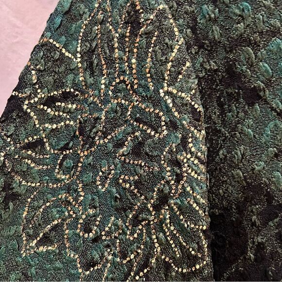 Notations 2 piece skirt outfit green gold felt feel stretchy size Large EUC - Picture 4 of 13